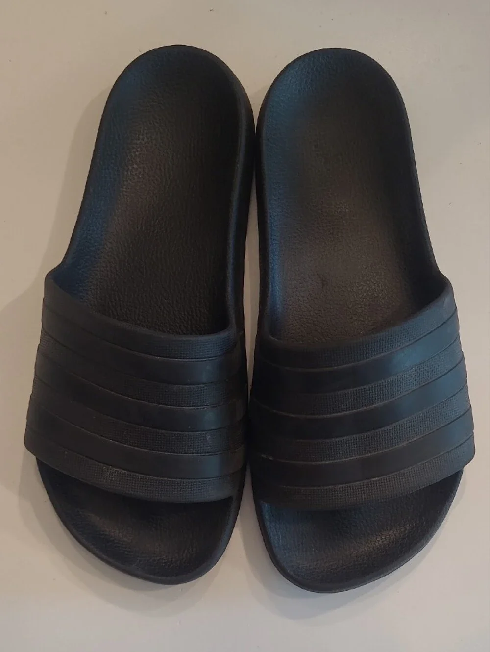 Adidas Unisex Slide Sandals Textured Strap Slip On Open Toe Comfort